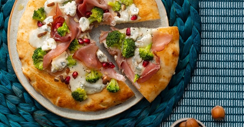 Pizza blanche gourmet avec Gorgonzola AOP doux